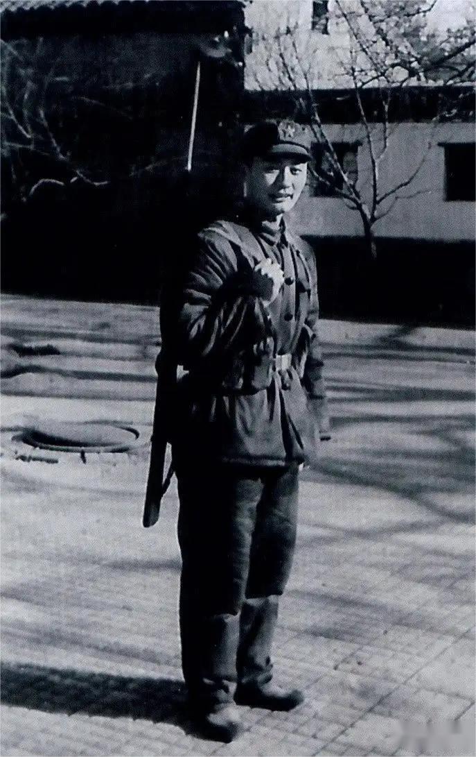 陈毅之子陈小鲁：岳父是开国大将，妻子了不起军衔比丈夫还高一级