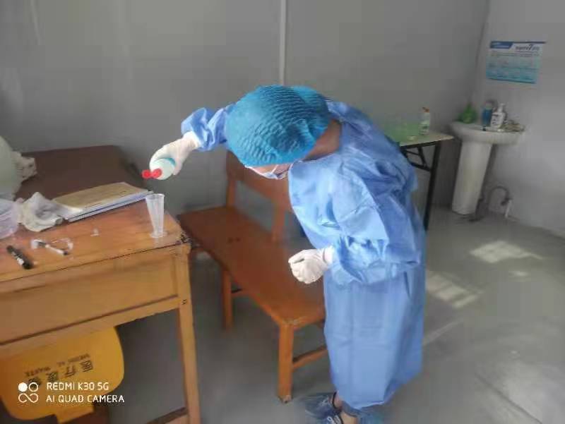 筑牢疫情防线守护百姓平安,投身防控一线践行五心服务使命