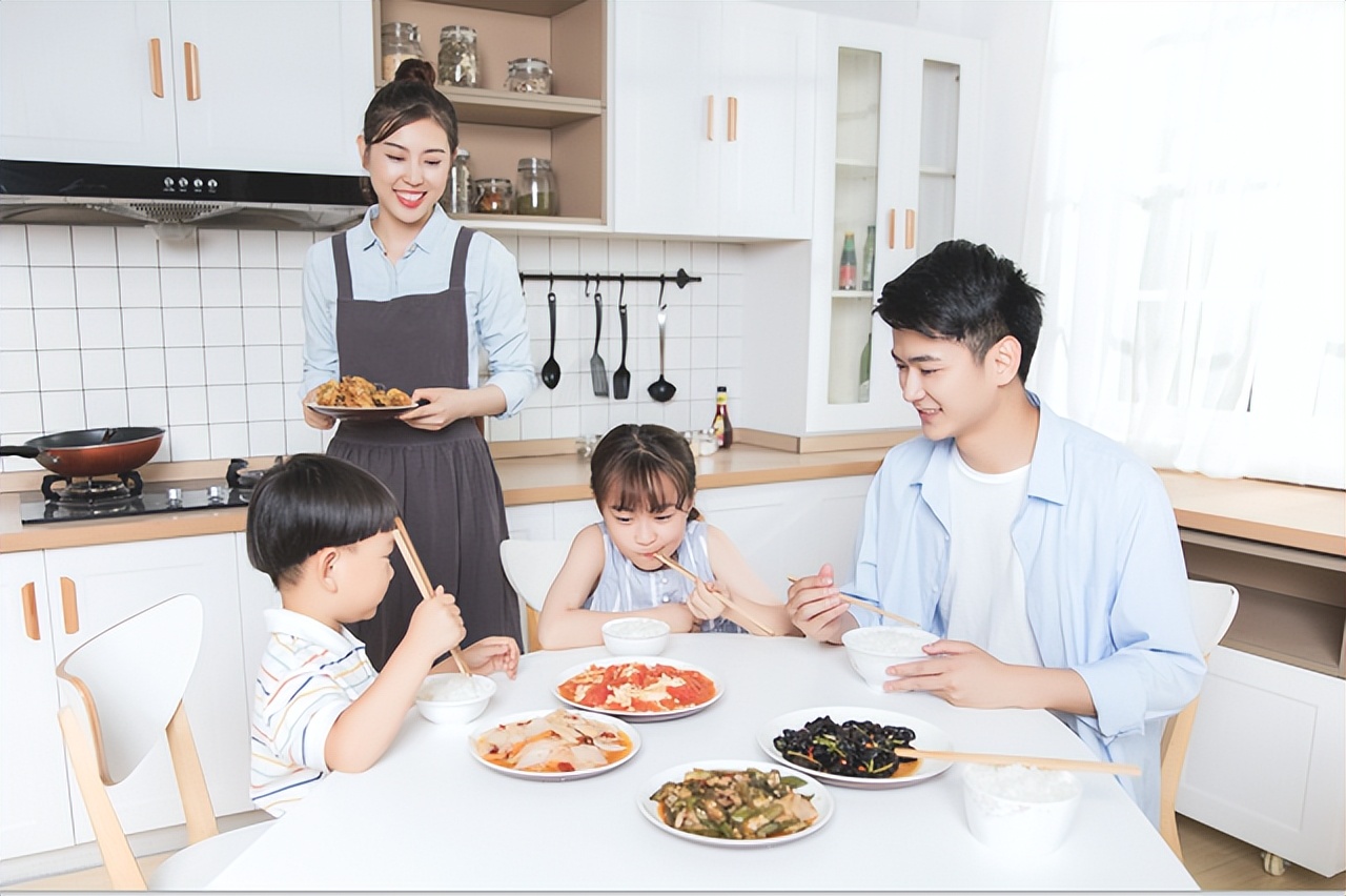 孩子夏天缺钙的症状,孩子缺钙高发季节