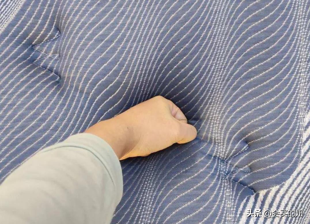 床垫买什么样的比较安全环保,床垫买什么样的睡得舒服