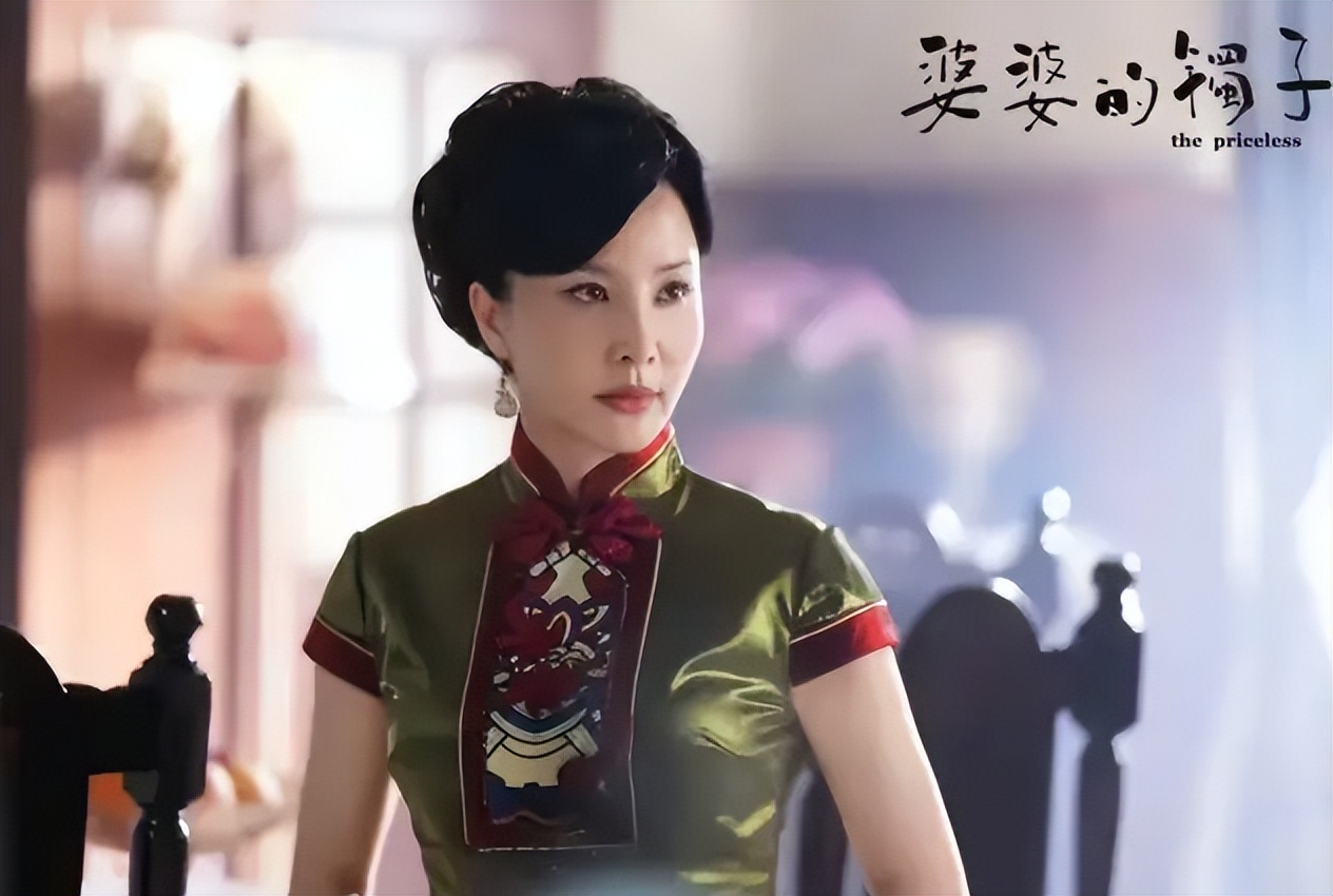 最近脸僵硬的女星,脸部变僵硬的女明星