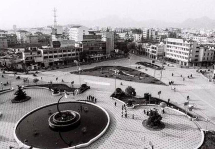 张世强浦江,浦江张世强诈骗案过程