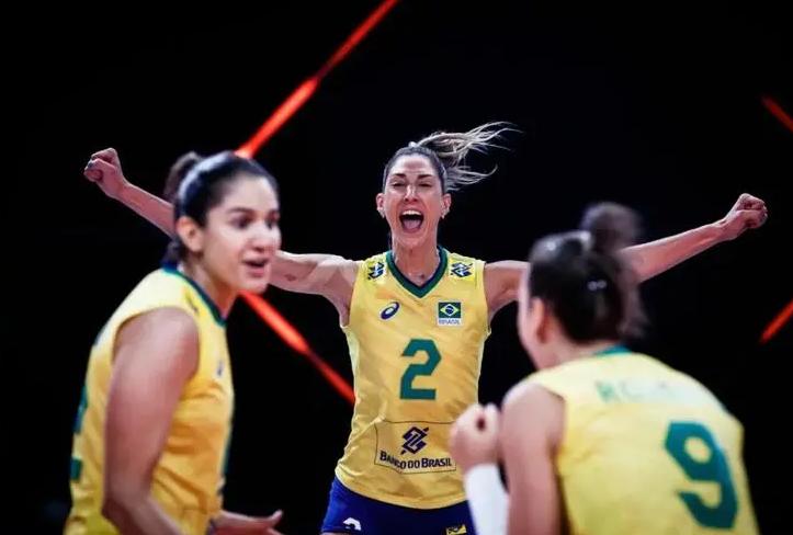 巴西奥运会女排主力,巴西女排主攻加比