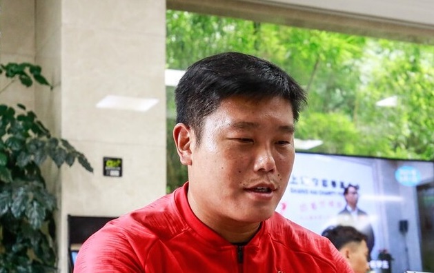 上港球员陈彬彬简历,上港上海胡靖航陈彬彬