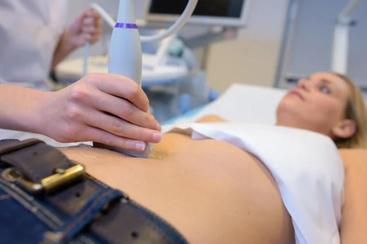 做b超时涂的黏糊糊的东西有毒吗,做b超涂的那一层液体是什么