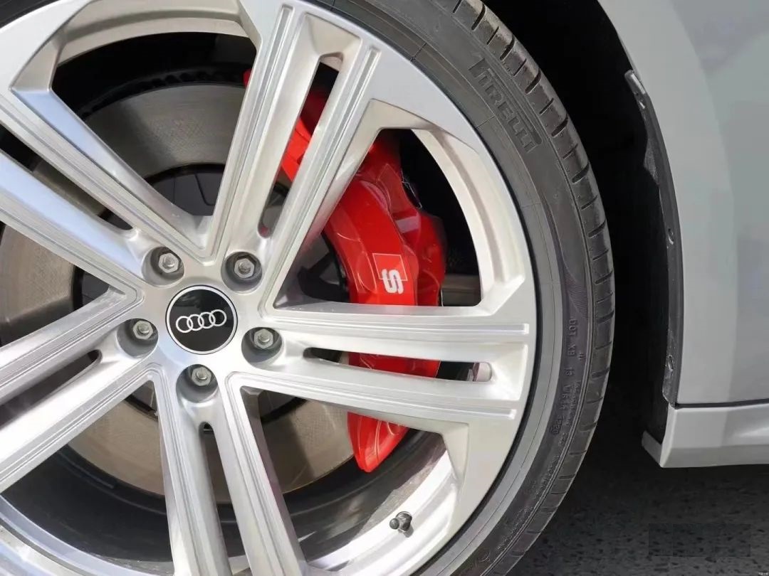 布雷博Brembo卡钳,意大利布雷博陶瓷刹车片