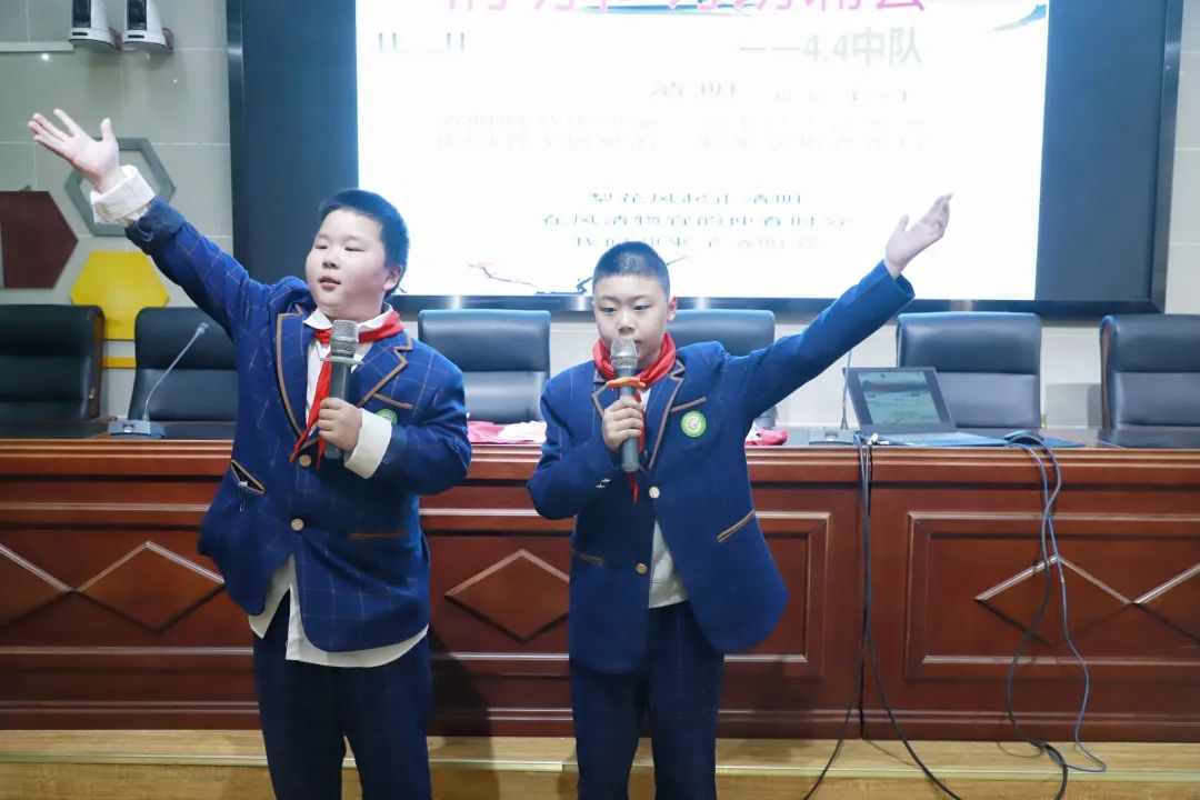 清明祭英烈警营朗诵,向英烈致敬清明诗歌朗诵小学生