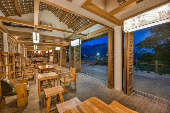 青城山悠人雅舍酒店简介,亲近自然乐享时光