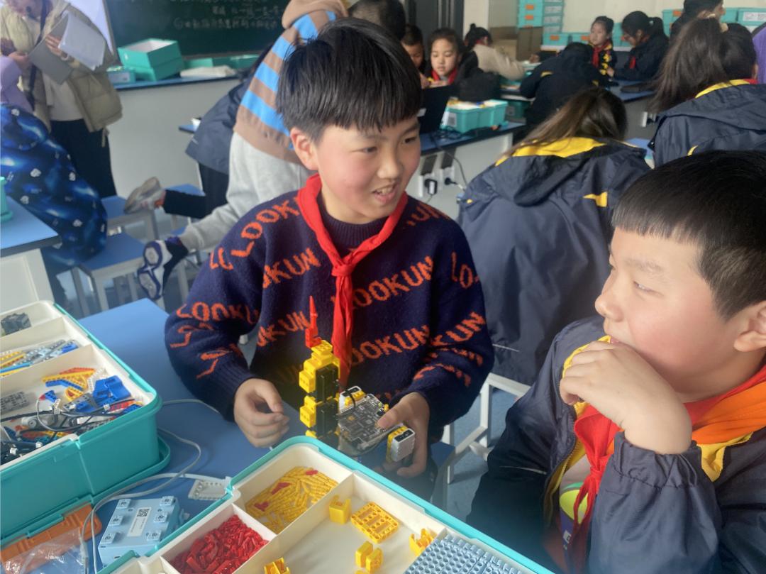 乔司小学,乔司启文小学和杭海路小学