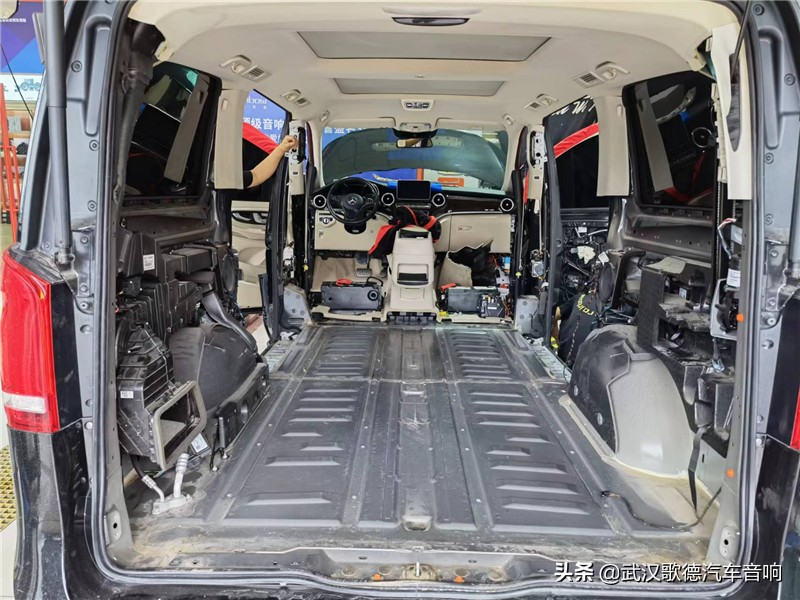 威霆隔音降噪改装,奔驰威霆汽车隔音降噪