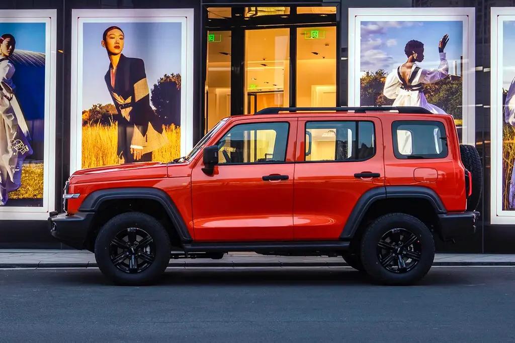 坦克300侧踏教程,坦克300穿越攻略