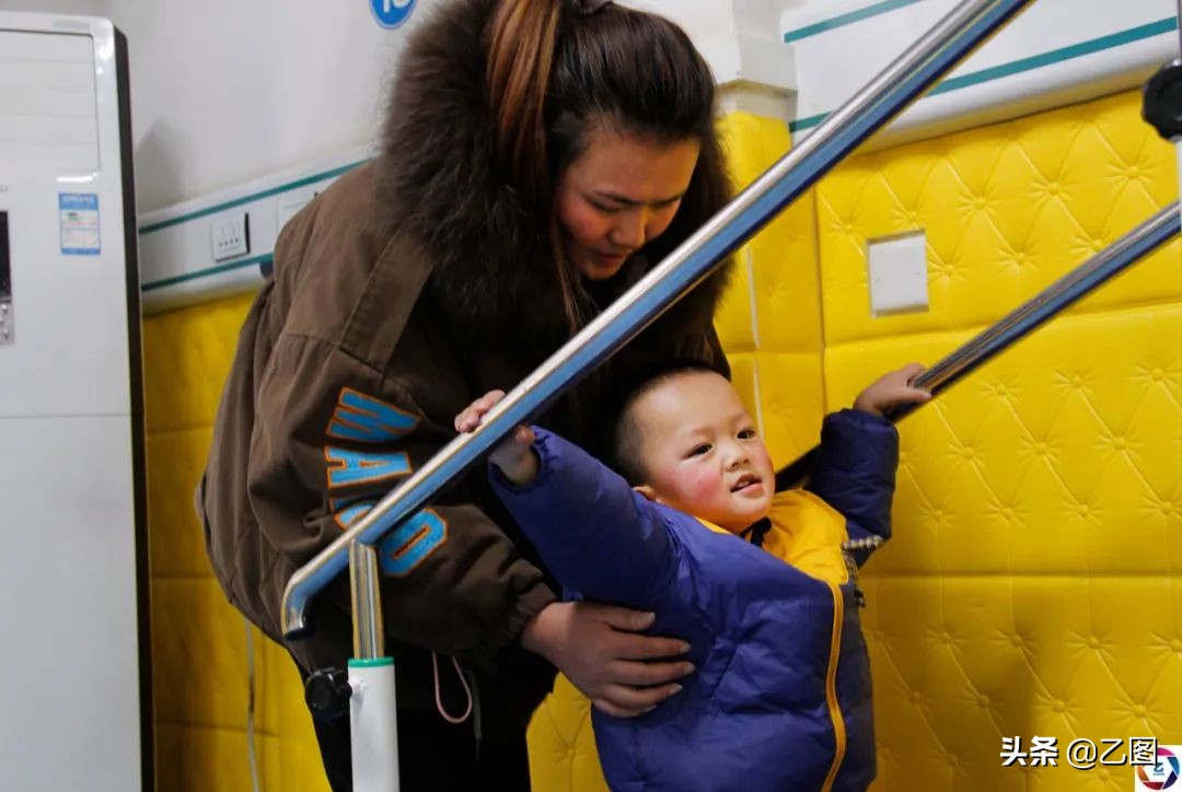 3岁孩子基因突变有什么症状,男童基因变异3年后