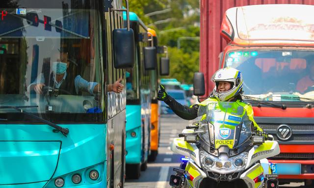 钢铁侠怎么获得,巨人钢铁霞