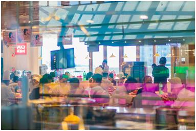 贵阳市民组团告别宜家，却意外发现这个宝藏商场