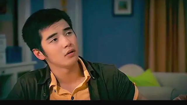 金世佳是不是演了爱情公寓陆展博,爱情公寓陆展博金世佳花絮