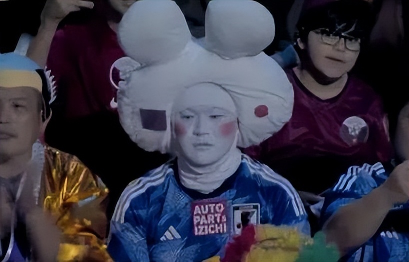 卡塔尔世界杯开幕式经典回顾,卡塔尔世界杯开幕式经典瞬间