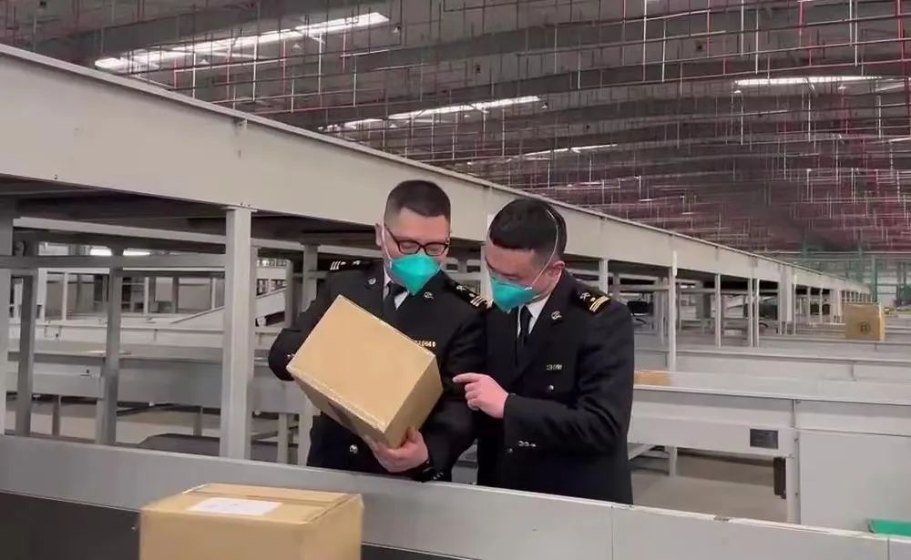 走私高档手表判刑的案例,价值500块手表侵占罪怎么处理