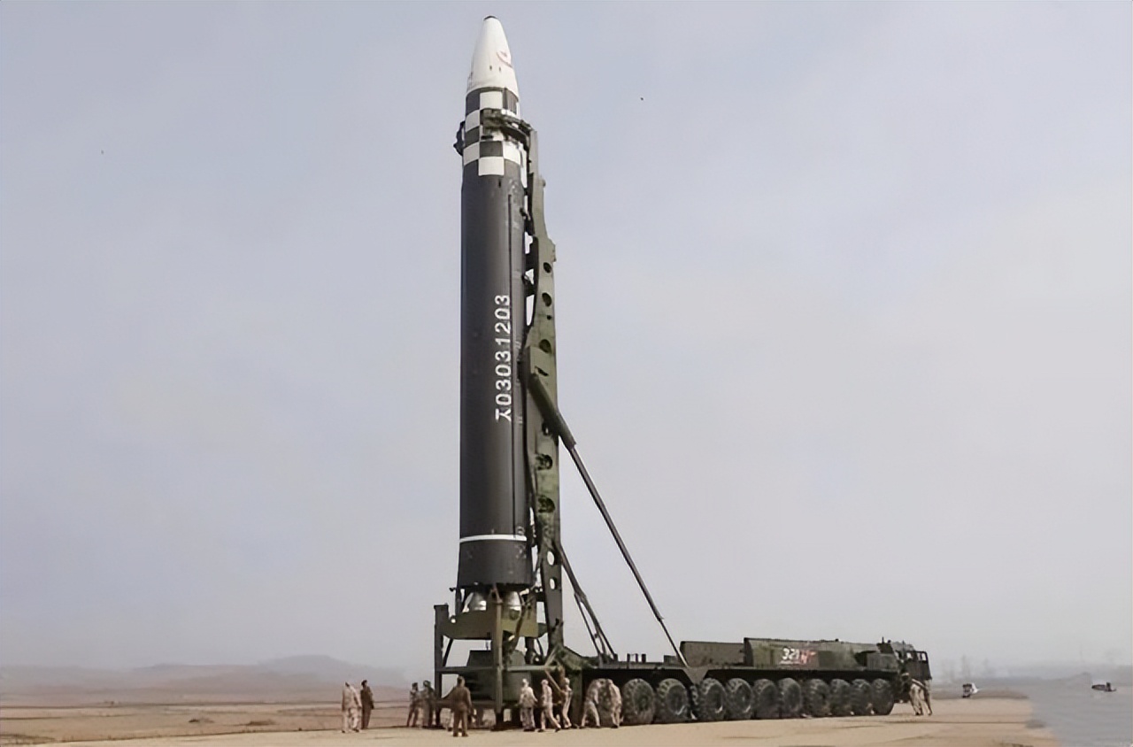 美国为什么不敢动朝鲜，朝鲜真的敢核反击吗？