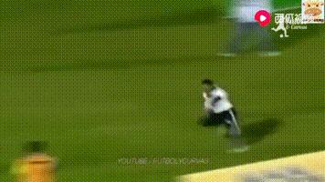 世界足坛的搞笑场面,世界足球史上最搞笑的瞬间