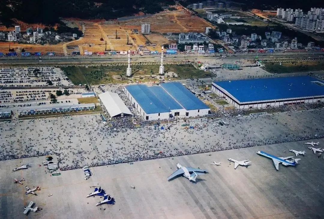 俄罗斯伊尔76运送巴勒斯坦,俄军伊尔76运输机运多少兵