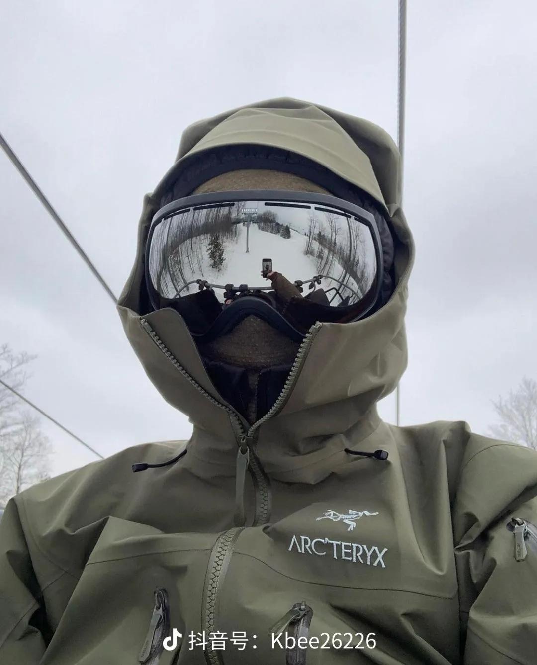 始祖鸟户外品牌,始祖鸟是哪个国家品牌最贵