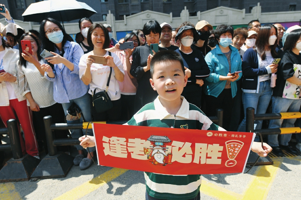 山西省30万考生参加高考,山西近30万考生赶考