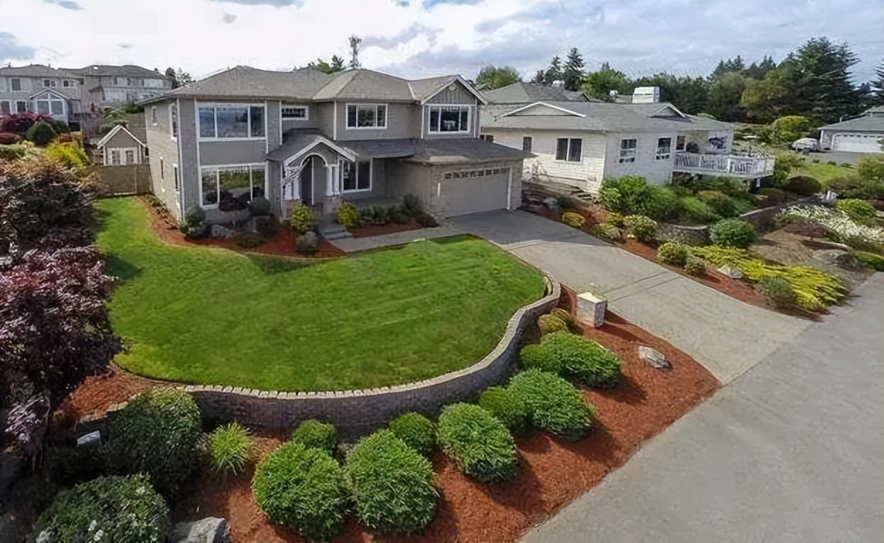 易建联追刘亦菲的人是谁,易建联娶巴西宝贝