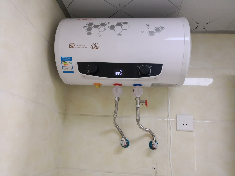 空气能热水器与电热水器哪种省电,电热水器跟空气能热水器哪个省电