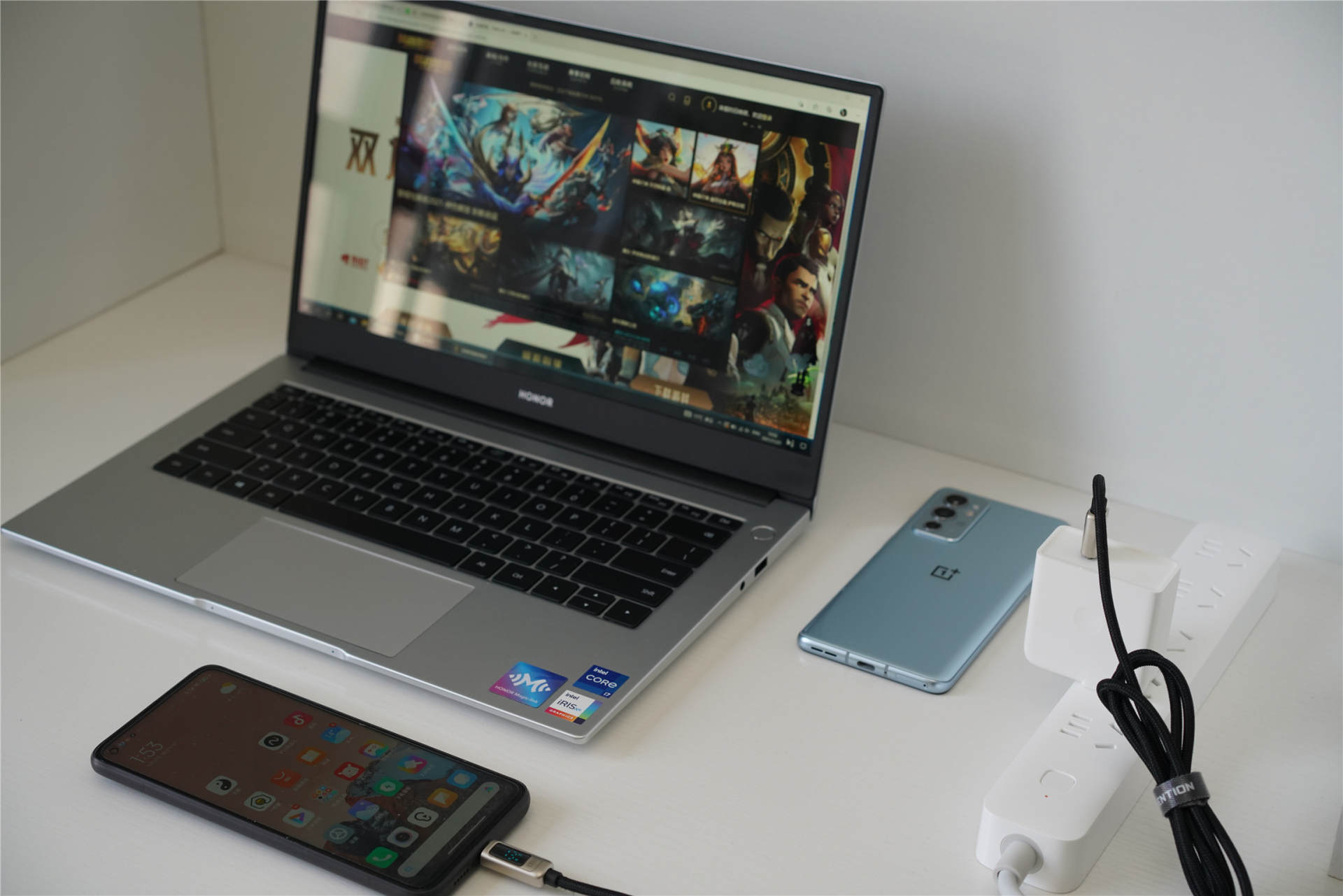 支持多种协议无线快充,aigo多接口快充