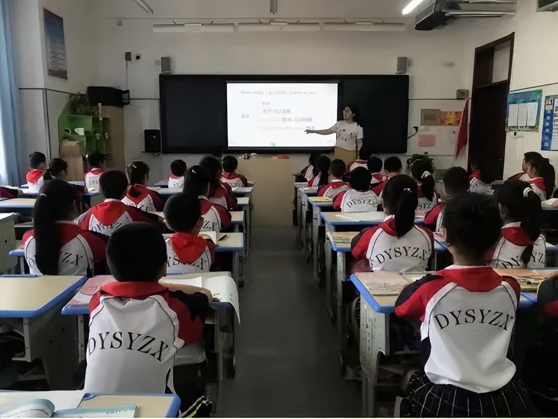 赛课展风采团队协作促成长培训课,赛课教研活动报道