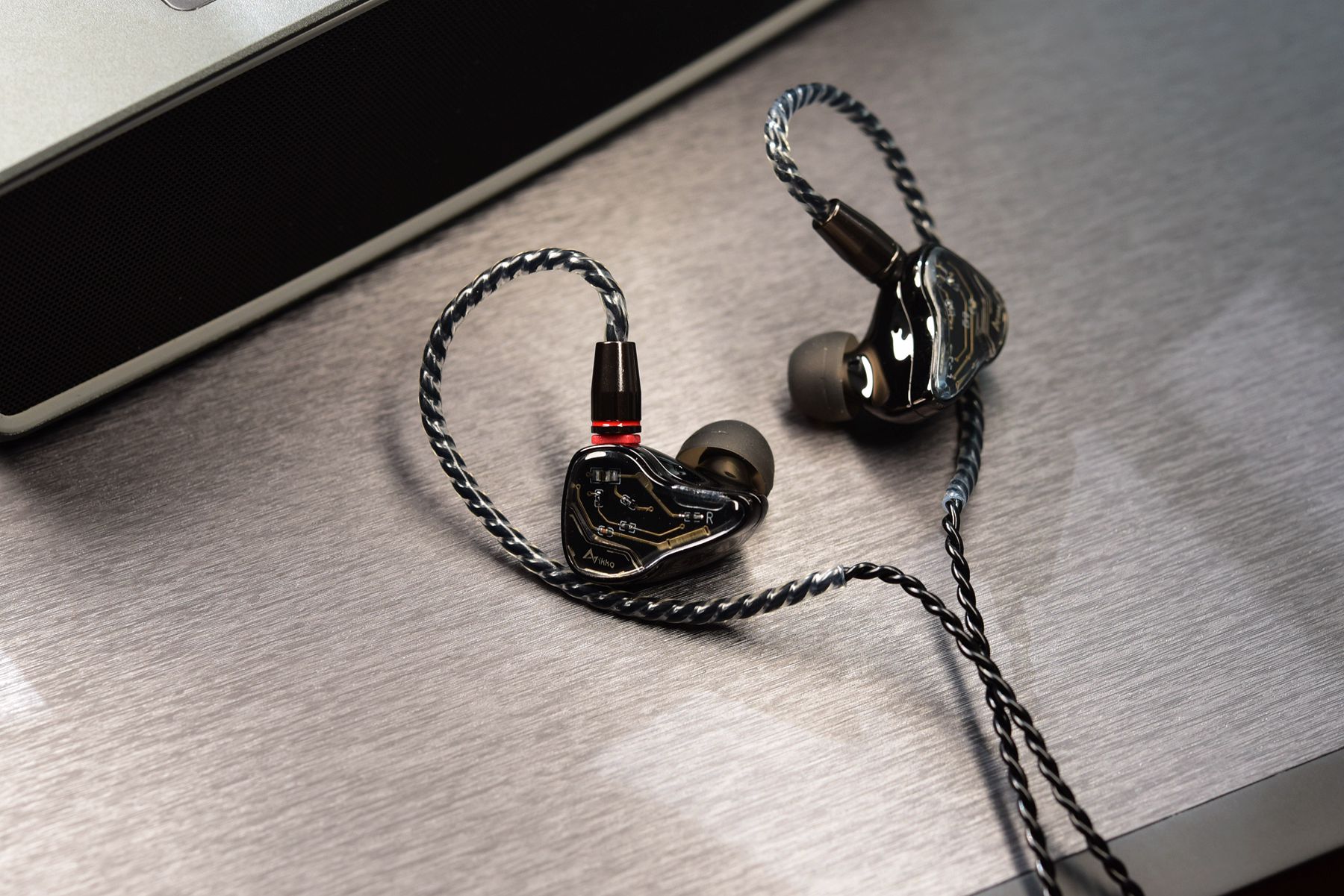 三频均衡耳机测评,千元内最具性价比三频均衡的耳机