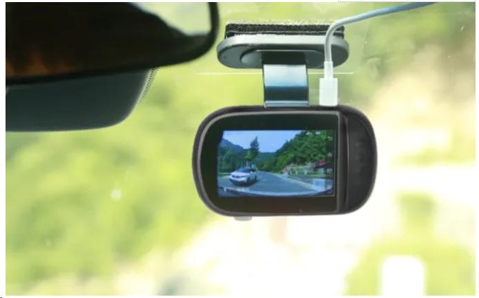 买车4s店送哪些牌子的行车记录仪,买车最实用的赠品配件