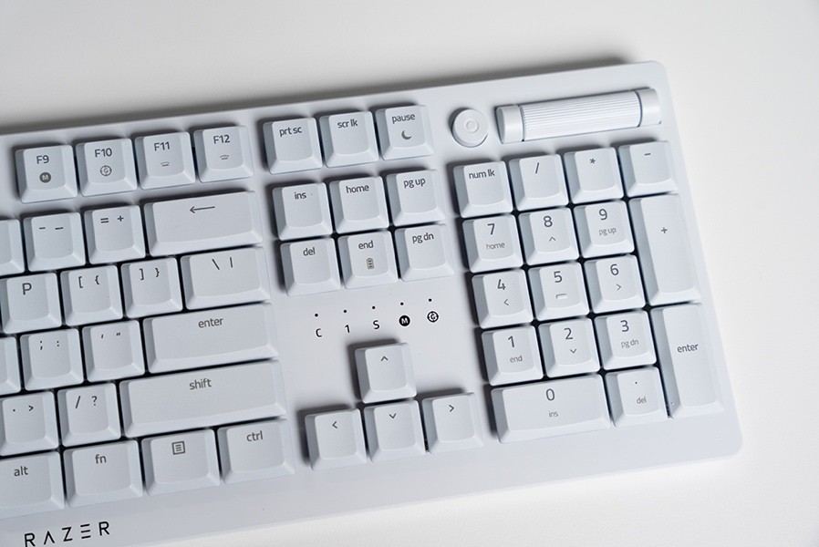 雷蛇噬魂金蝎v2无线版测评,雷蛇噬魂金蝎V2无线版