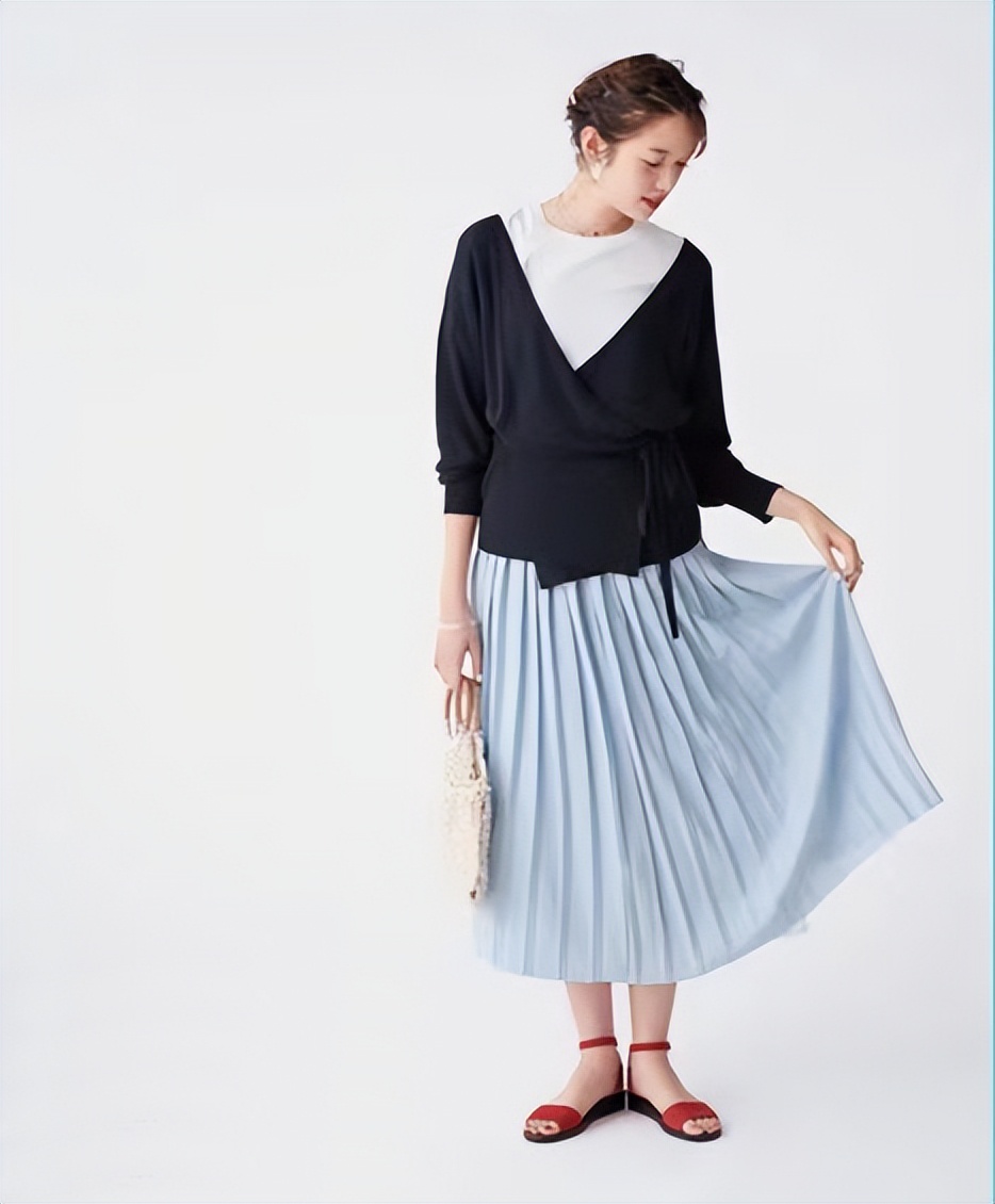 换季穿衣注意事项有哪些,换季穿搭有什么技巧