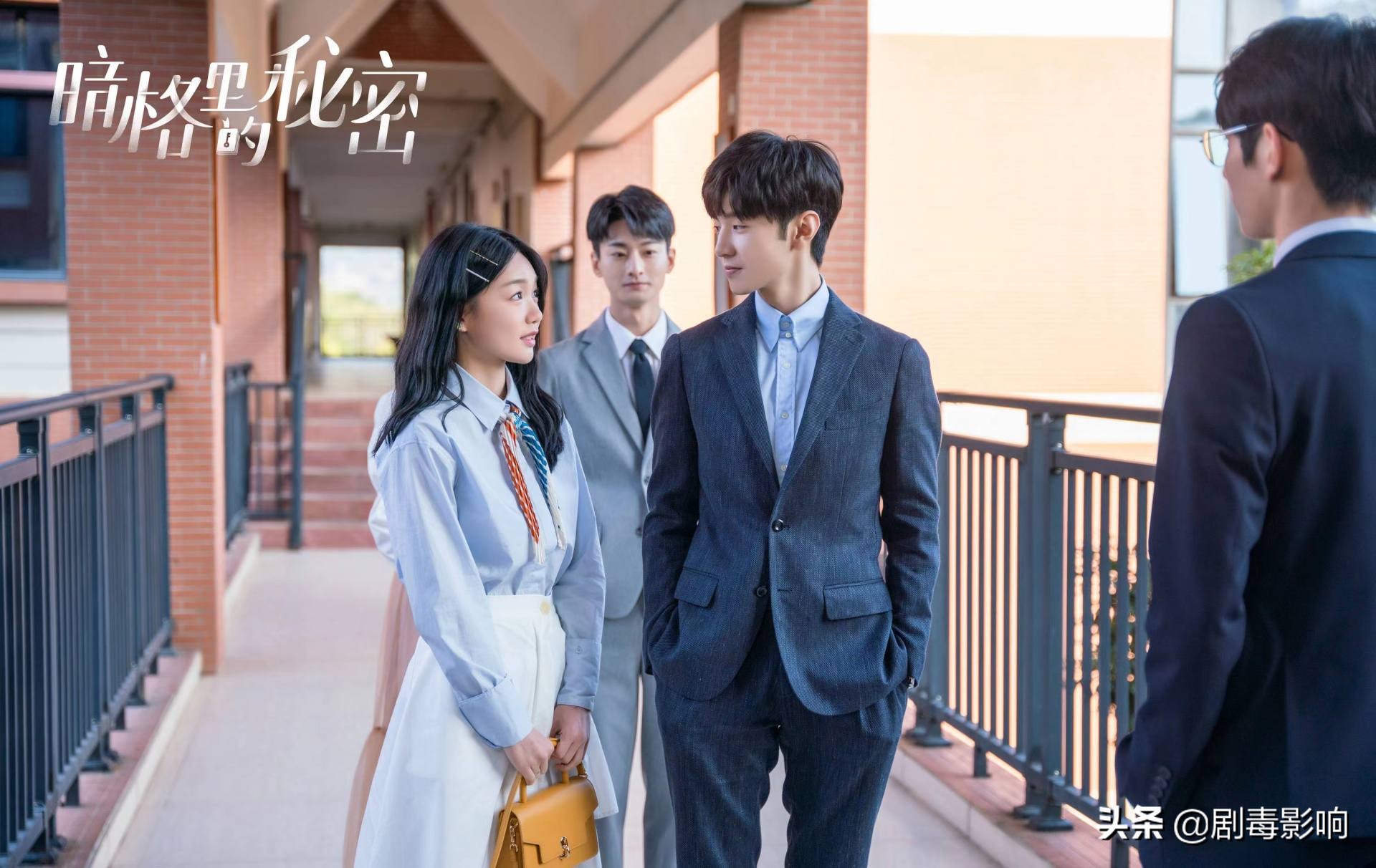 击败王一博任嘉伦夺得第一,王一博最受欢迎男演员奖图片