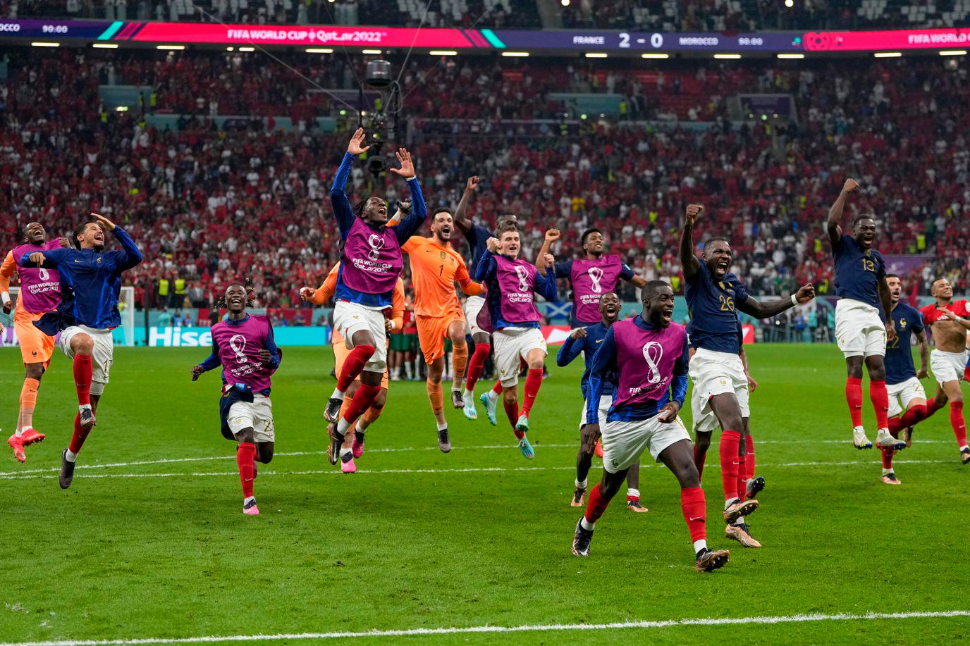 卡塔尔世界杯精彩瞬间作文,卡塔尔世界杯精彩瞬间c罗