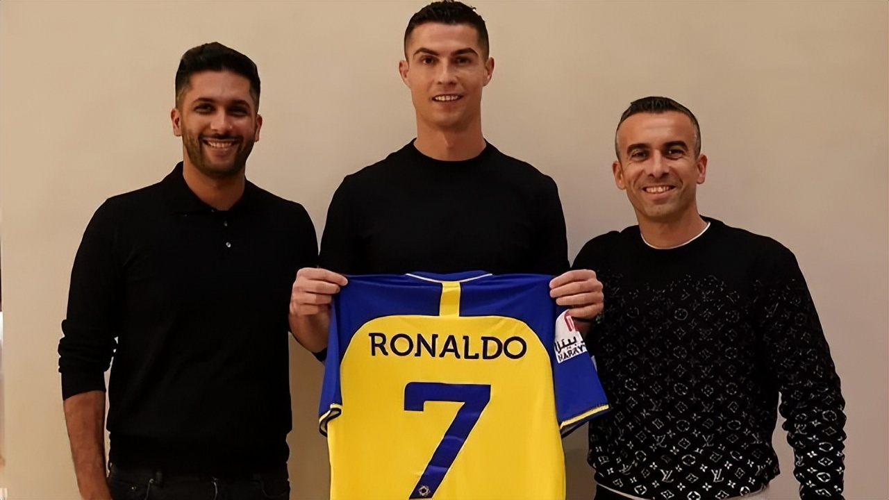 英超曼城仍以8分优势领跑,曼城继续狂飙各项赛事收获3连胜