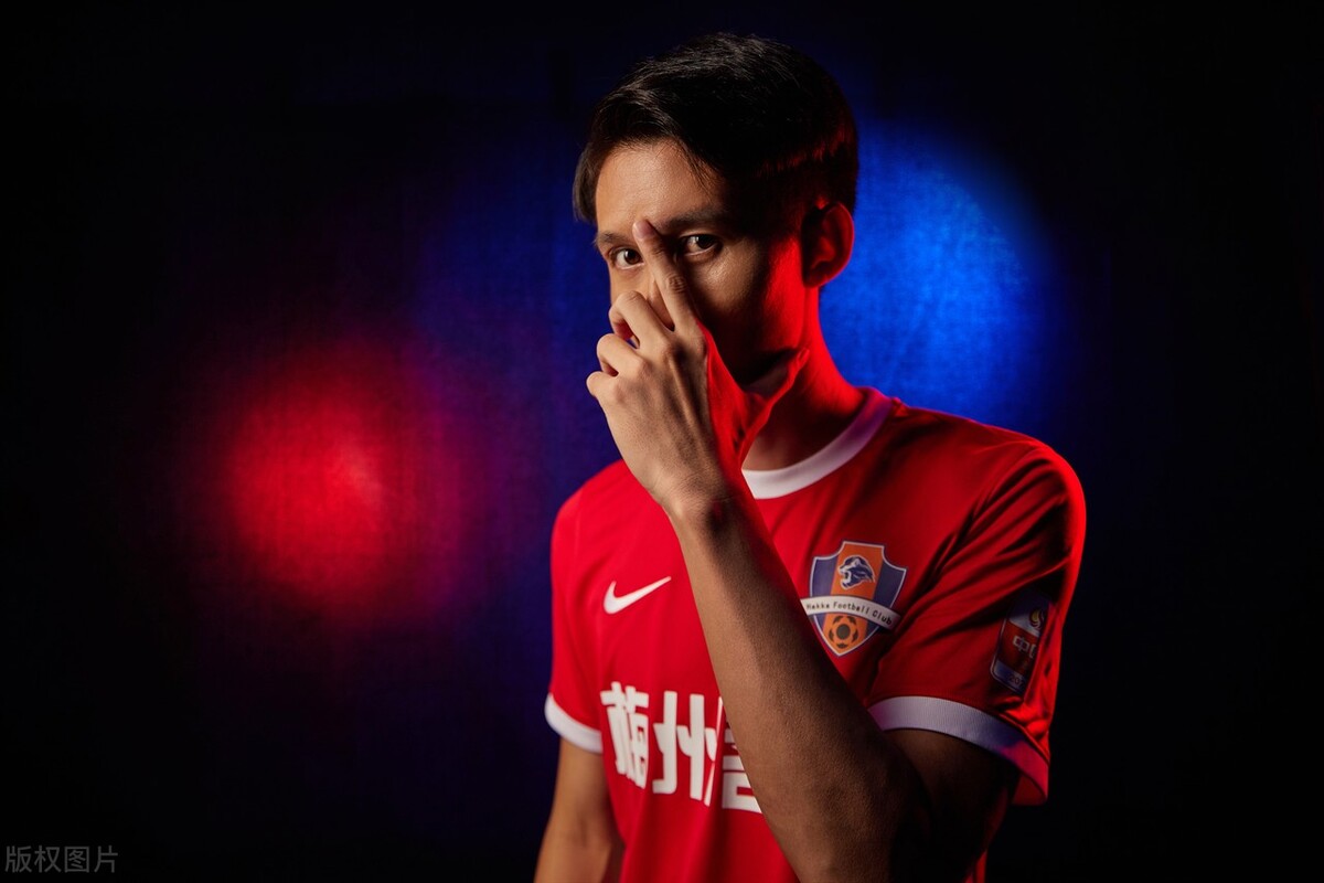 梅州客家足球俱乐部写真,梅州客家队海报