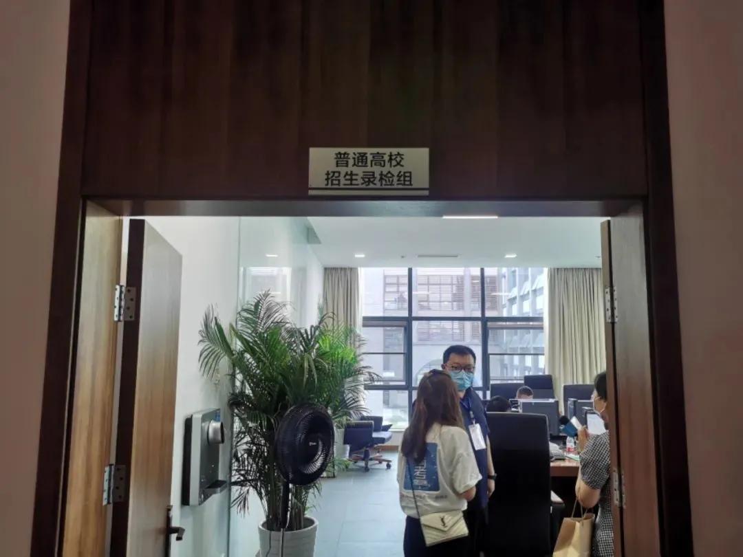 教育温暖的瞬间,一分钟看懂成都教育