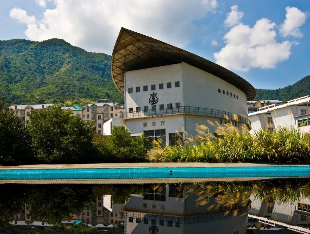 湘南学院和郴州学院哪个好,湘南学院是哪里