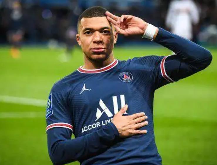 足球史上第一高薪：姆巴佩1.43亿欧元，比梅西内马尔总和都高