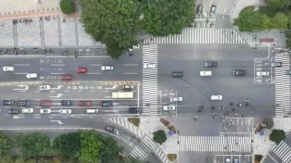 莆田城区交通主干道路线图,莆田变更车道有距离限制吗
