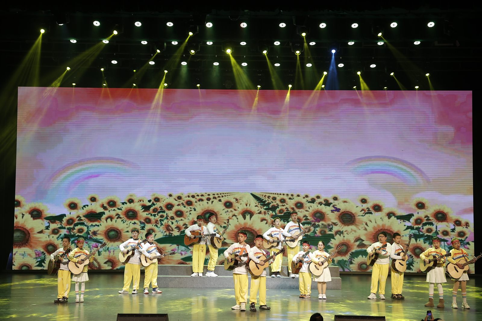 小熊吉他音乐会现场,小熊吉他2020琴谱