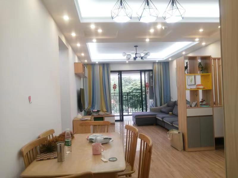 农民养鹅5年终致富轻松年入15万,小伙养鹅一年能赚多少钱