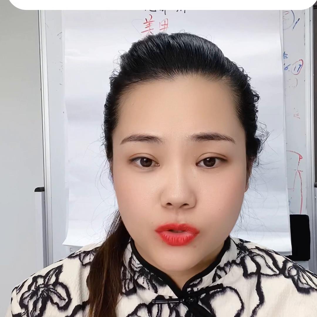 美甲店一万块能搞定吗,美甲店月入多少要纳税