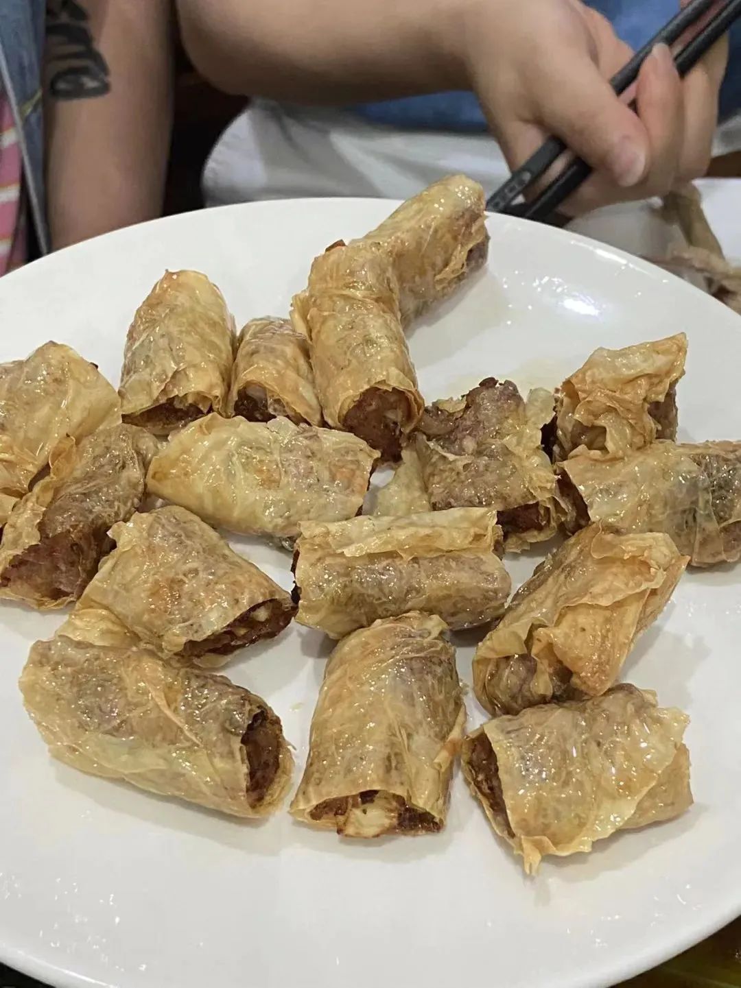 成都推三轮车上菜的苍蝇馆子,吃遍成都100家苍蝇馆子