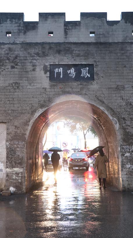 寻街|据说，这条路上藏着荆门仅存的两座古城门...