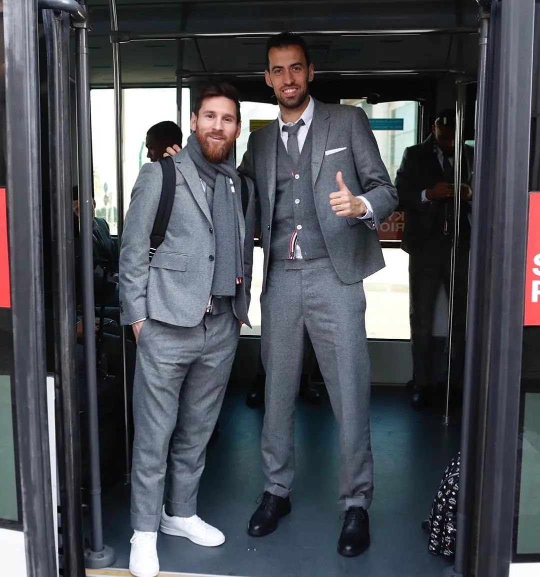 梅西夺冠后亲吻妻子,梅西夺冠亲吻爱妻