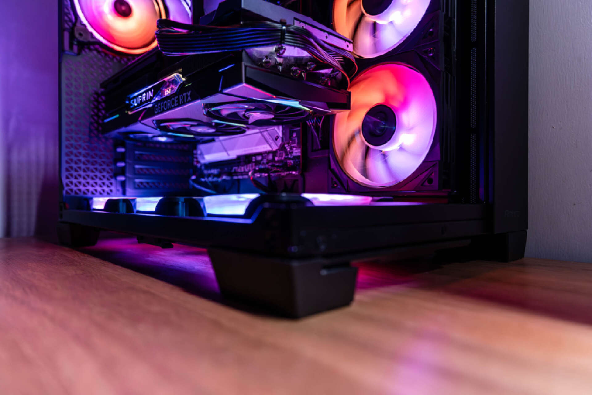 全塔海景房机箱,安钛克机箱c8海景房