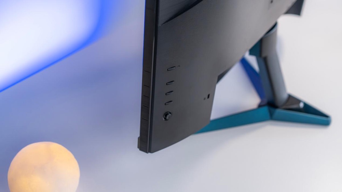 2k240hz玩吃鸡有多爽,2k240hz跑不满